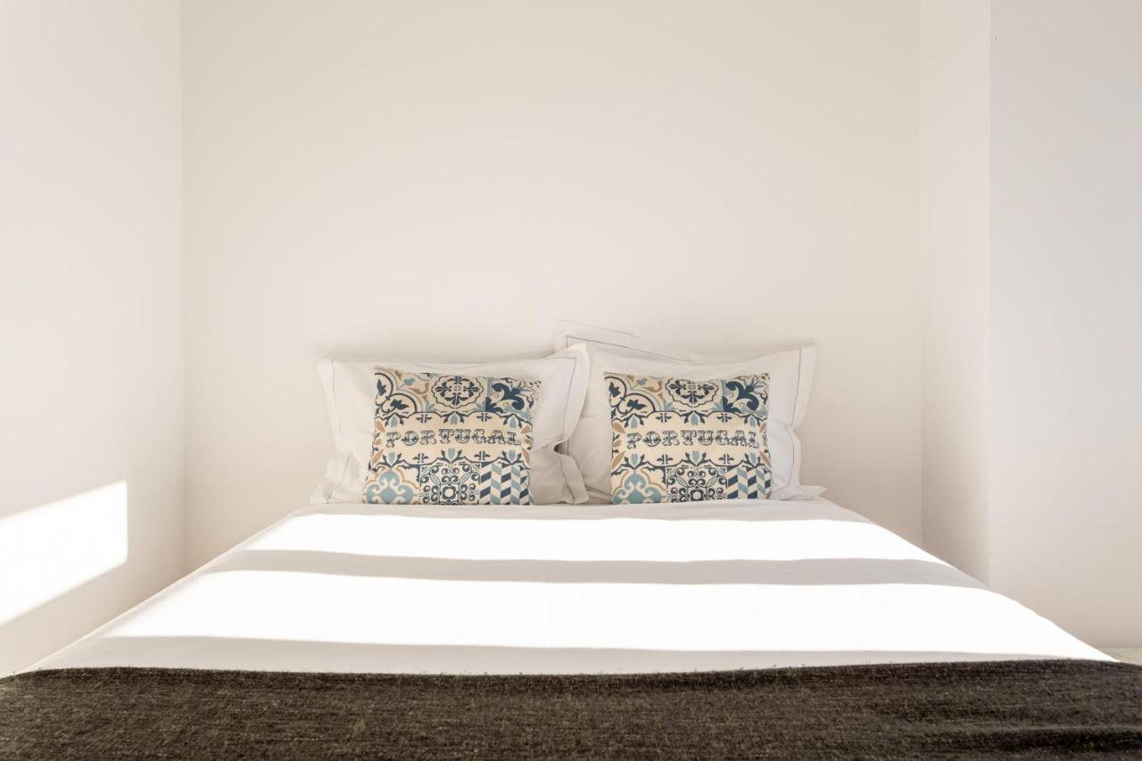 Joivy Chic 2Br Apt In Bairro Alto, 2Mins To Sao Pedro De Alcantara Viewpoint ลิสบอน ภายนอก รูปภาพ