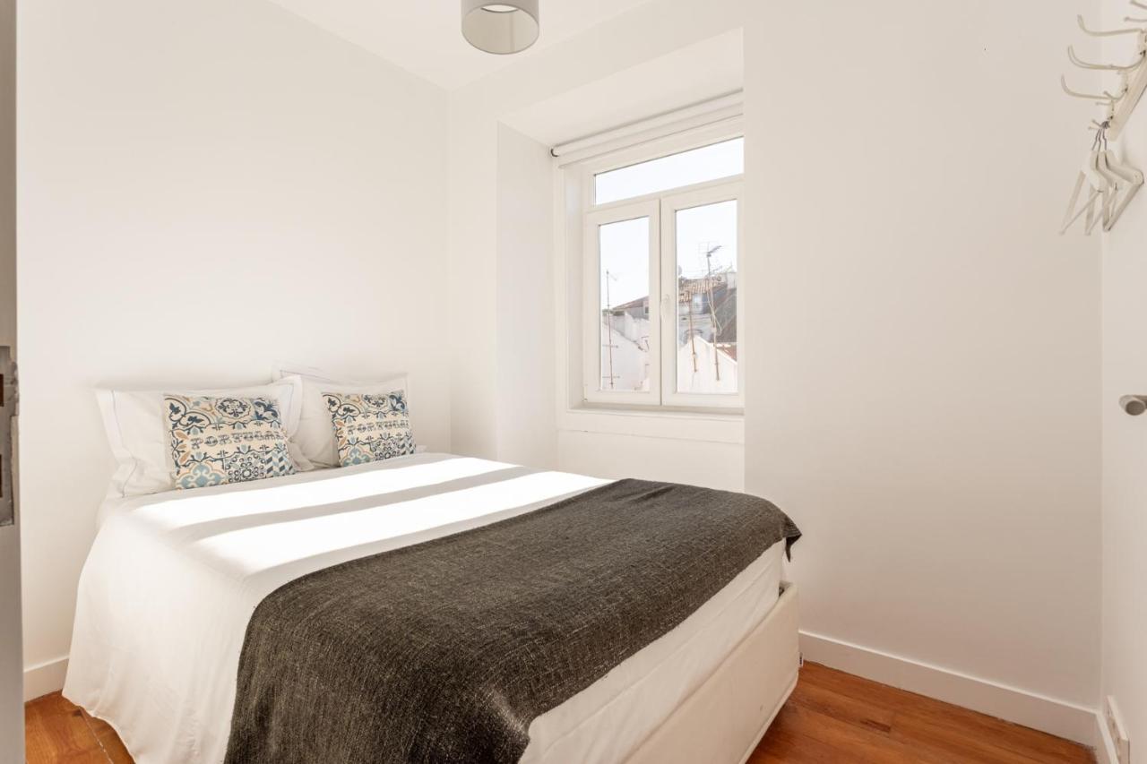 Joivy Chic 2Br Apt In Bairro Alto, 2Mins To Sao Pedro De Alcantara Viewpoint ลิสบอน ภายนอก รูปภาพ
